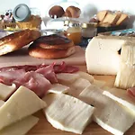 Bed & Breakfast Sotto L'eremo Aci Catena