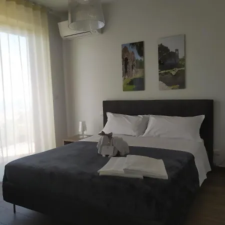 Sotto L'eremo 3* Aci Catena