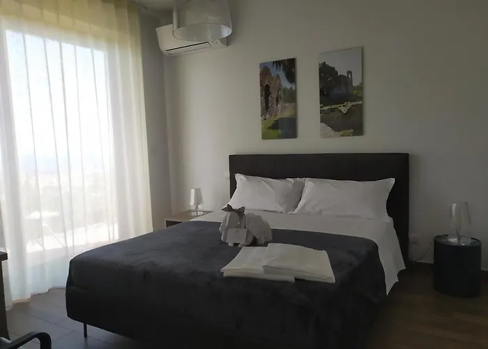 Sotto L'eremo 3* Aci Catena