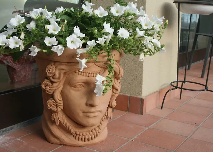 住宿加早餐酒店 Sotto L'eremo 3*