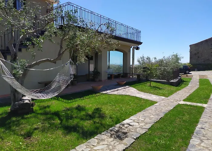 Sotto L'eremo 3* Aci Catena