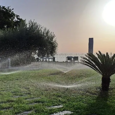 Sotto L'eremo Bed and Breakfast Aci Catena