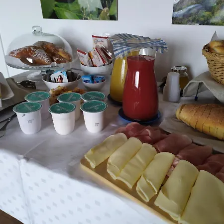 Sotto L'eremo Отель типа 
