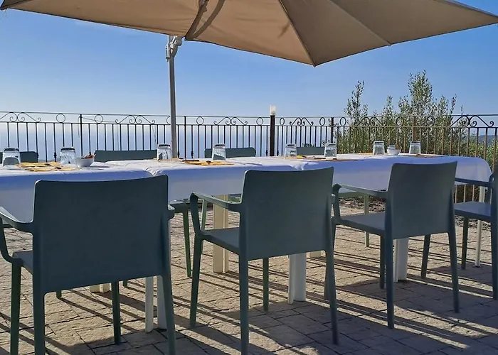 Sotto L'eremo 3* Aci Catena